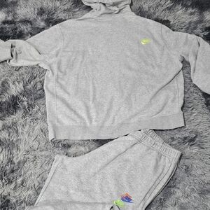 Men's Nike Sweat suit